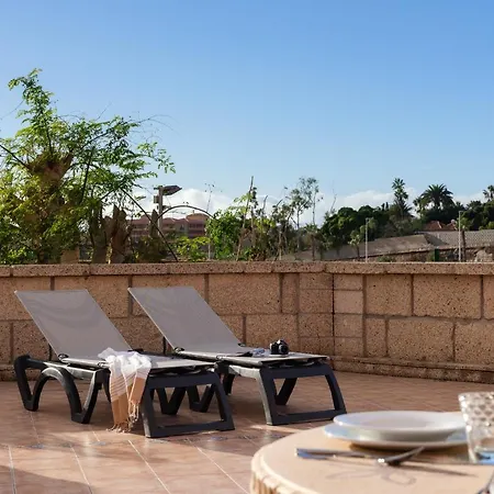 3 Bed With 3 En-Suite Bath Half Open Villa, Airco And Perfect Wifi Ferienhaus