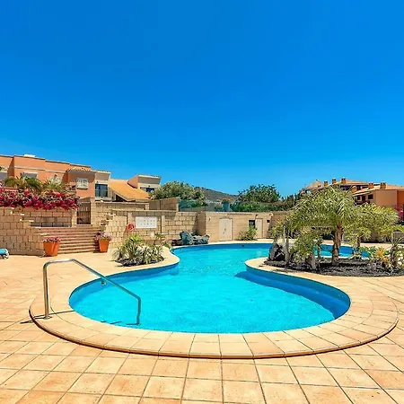 Дом отдыха 3 Bed With 3 En-Suite Bath Half Open Villa, Airco And Perfect Wifi *